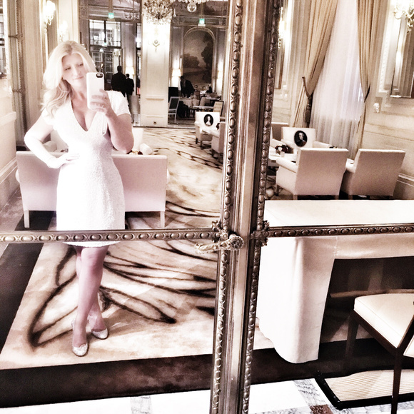 Meet your Posher, Danielle - Picture 3 of 8